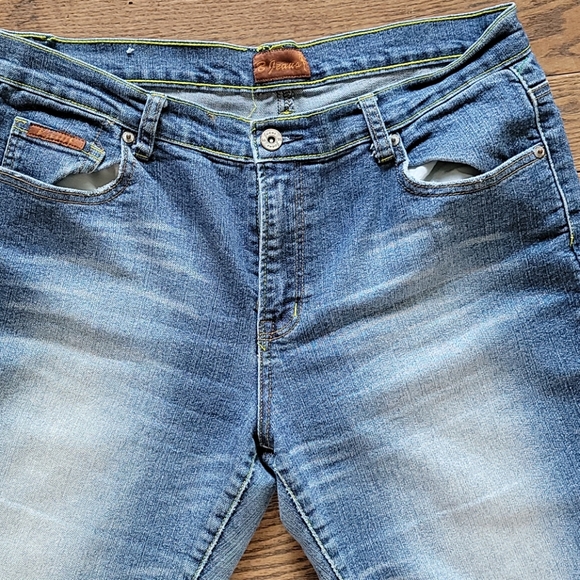 B JEANS DETAILED BACK 1120" STUDDED SLIT OPENING L - Picture 3 of 5